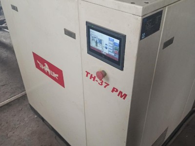 熔噴布機配套空壓機如何維護(hù)保養(yǎng)？